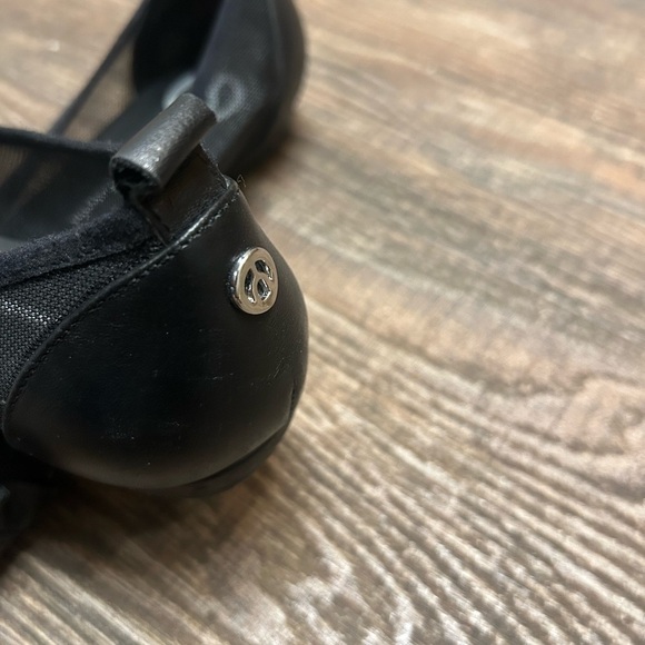 The Wishbone Collection 9M EUC near newBlack Leather Flats with Bow & mesh sides - Picture 9 of 13